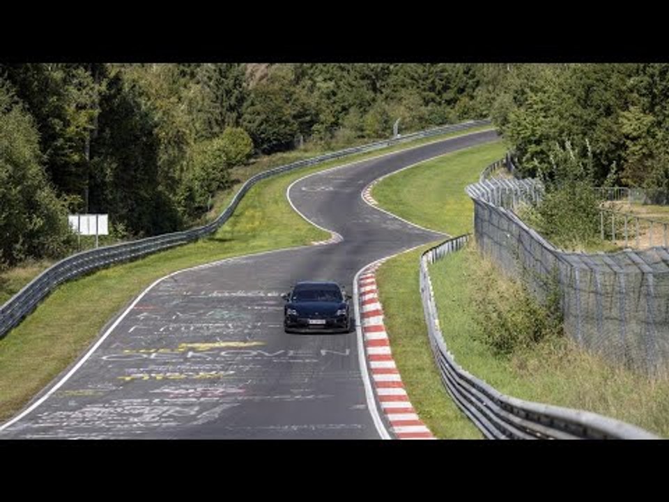 2024 Porsche Taycan 7:07,55 Minuten E-Rekord auf dem Nürburgring / Nordschleife! (Zusammenfassung)