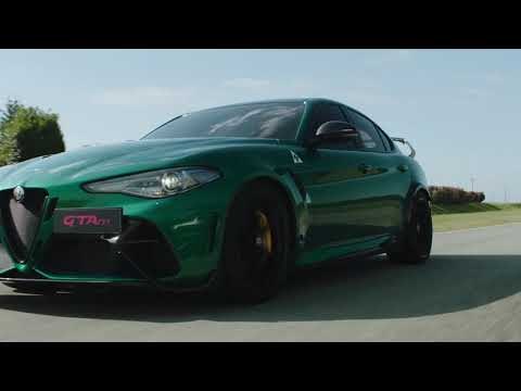 11 Minuten Filmmaterial zur 2021 Alfa Romeo Giulia GTA: Die Legende ist zurück auf der Straße!