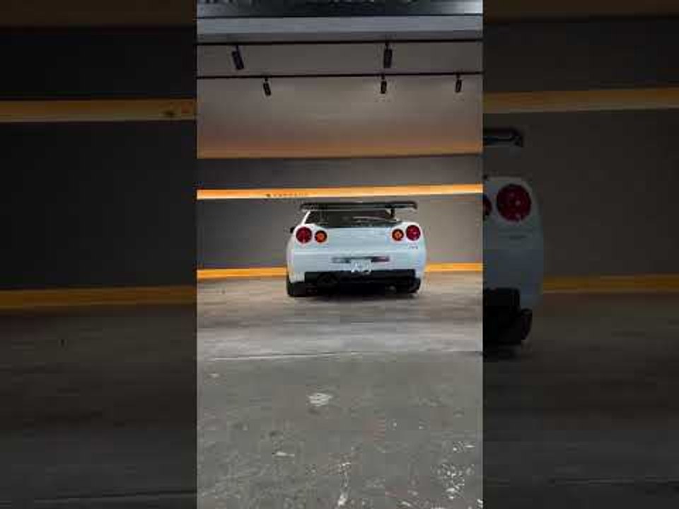 Built By Legends: Ultimativer Nissan Skyline GT-R R34 Restomod!