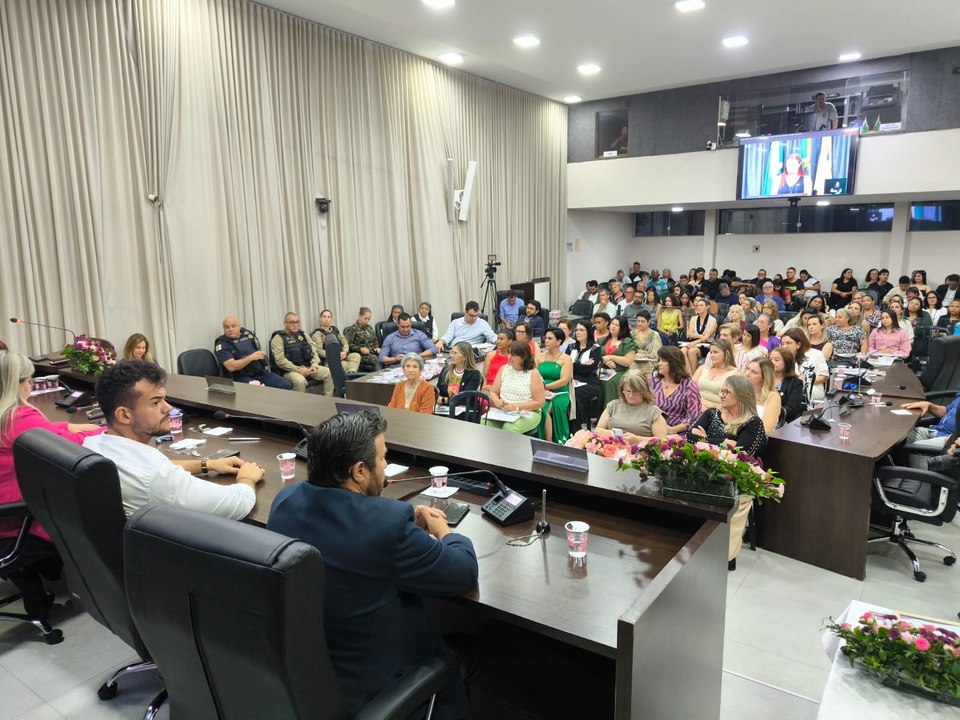 Câmara de Apucarana homenageia 44 mulheres indicadas pela população