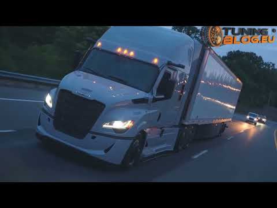 Freightliner Cascadia 2025: Neuer Class-8-Truck mit verbesserter Sicherheit und Effizienz