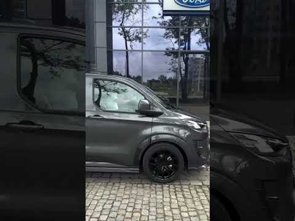 SmartVan zeigt 2024 Ford Transit Custom mit V710 Body-Kit