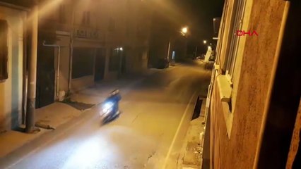 Sabah saatlerinde Balıkesir Sındırgı 4.2’lik depremle sarsıldı!