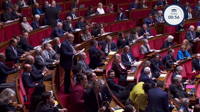 1ère séance : Questions au Gouvernement ; Reporter le renouvellement général des membres du congrès et des assemblées de province de la Nouvelle-Calédonie (CMP) ; Projet de loi de finances pour 2026 (première partie) (suite) - Mardi 28 octobre 2025