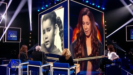 Chimène Badi bouleversée en évoquant Johnny Hallyday – La Boîte à Secrets (France 3, 2022)