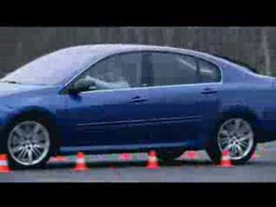 Renault Laguna GT vs Porsche Boxster S