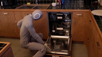 Ev işlerine yardımcı olmak için tasarlandı: Robot Neo’nun bulaşık makinesiyle imtihanı gündem oldu!