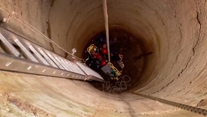 Dengesini kaybedip kuyuya düştü: İtfaiye ekiplerince kurtarıldı!