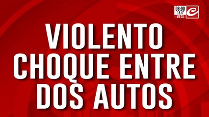 Violento choque de dos autos en San Cristóbal: hay heridos