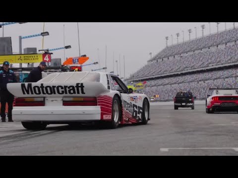 1985 Mustang GTO vs. Mustang GT3: Legenden treffen sich