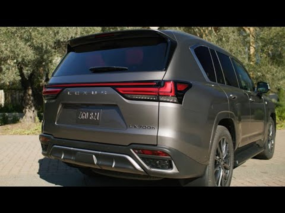 Lexus lx700h f sport 2025 – handling manganese luster circuit red