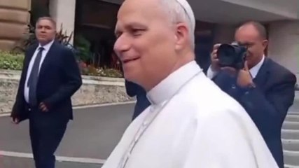 "Daje Papa, vinciamo lo Scudetto!": l'incontro coi tifosi è esilarante