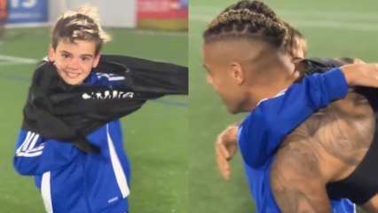 Imposible no emocionarse con el gesto de Mariano con este aficionado