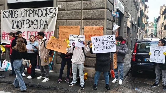 Firenze, il primo sciopero dei lavoratori degli affitti brevi: «Siamo addetti alle pulizie, non spazzatura»