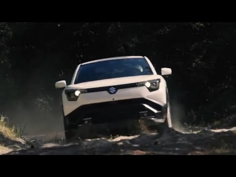 2025 Suzuki e VITARA im Härtetest: Offroad, Sand & Autobahn!