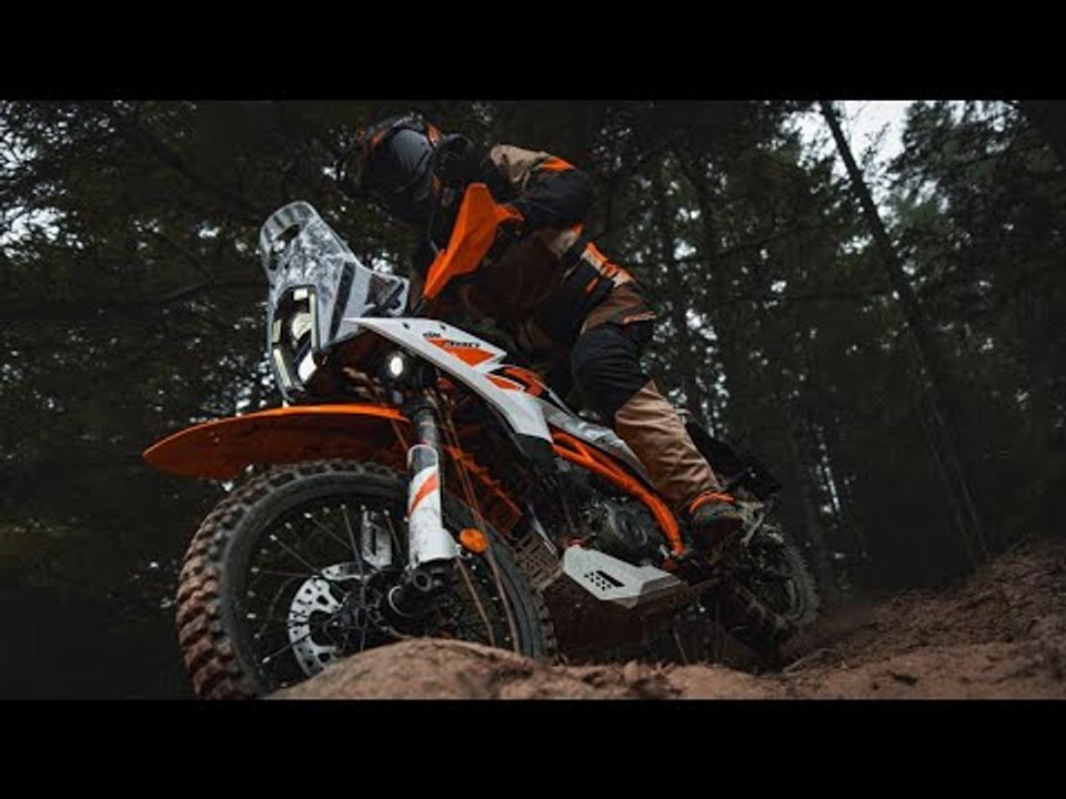 2025 KTM 390 ADVENTURE Line-UP – Neue R-Version & verbesserte Technik