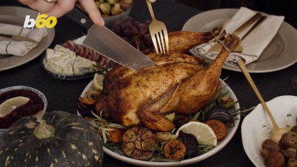 Make Your Thanksgiving Dinner With Ease With These Simple Hacks