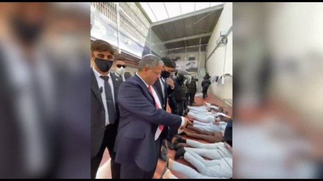 Ben Gvir tra i detenuti di Hamas legati: ci vuole la pena di morte