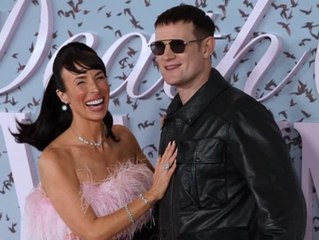 Seltener Auftritt: Matt Smith zeigt sich mit Schwester Laura