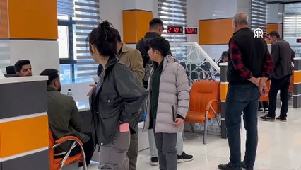 Van'da nüfus müdürlüklerinde sürücü belgesi yenileme yoğunluğu