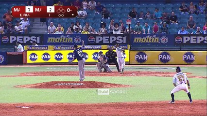 Edward Olivares dio el primero del año