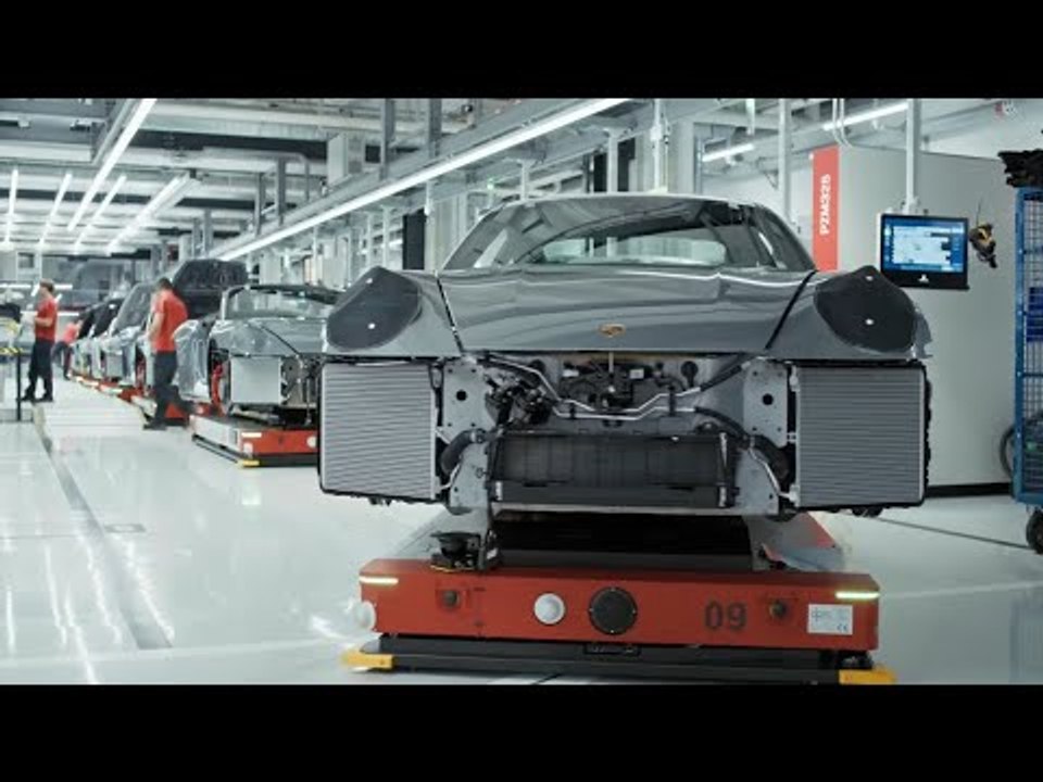 Porsche 911 (2025) montage in zuffenhausen – endmontage und qualitätskontrolle