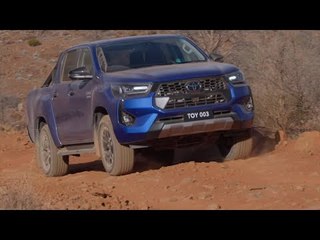 Toyota HiLux SR5 4x4: Jetzt mit V-Active Power und 48V Boost!