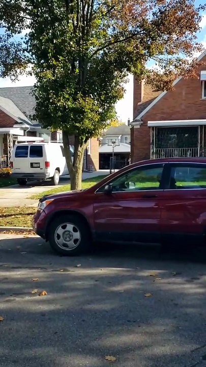 FBI agents raid home in Dearborn as part of an investigation into a terror plot.