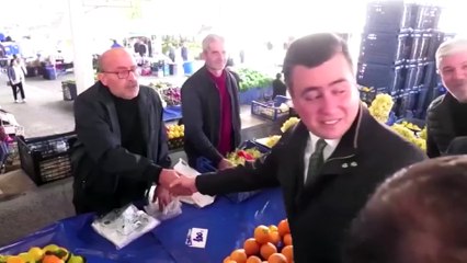 AKP'li Osman Gökçek ile CHP'li Semra Dinçer, pazarda karşılaştı