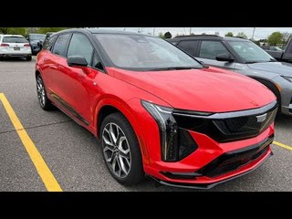 2026 Cadillac Optiq-V: Elektro-SUV mit 526 PS & Tesla-Ladepower | Details