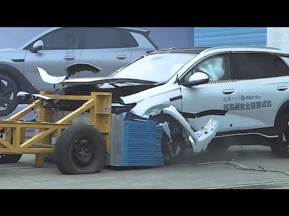 Byd sealion 05 ev: spektakulärer crashtest und offizielles video enthüllt