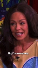 Kelly Ripa & Mark Consuelos Recreate Viral 'Love Island USA' Moment