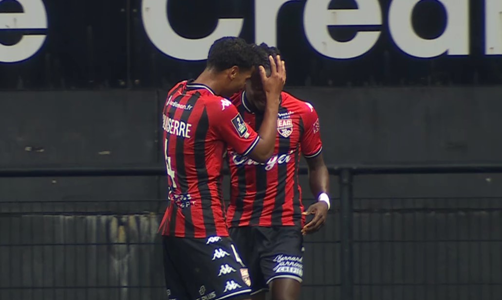 Ligue 2 : Le Stade lavallois patine encore à Guingamp