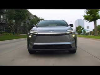 Toyota bZ (2026): Elektro-SUV mit 505 km Reichweite & Tesla-Kompatibilität