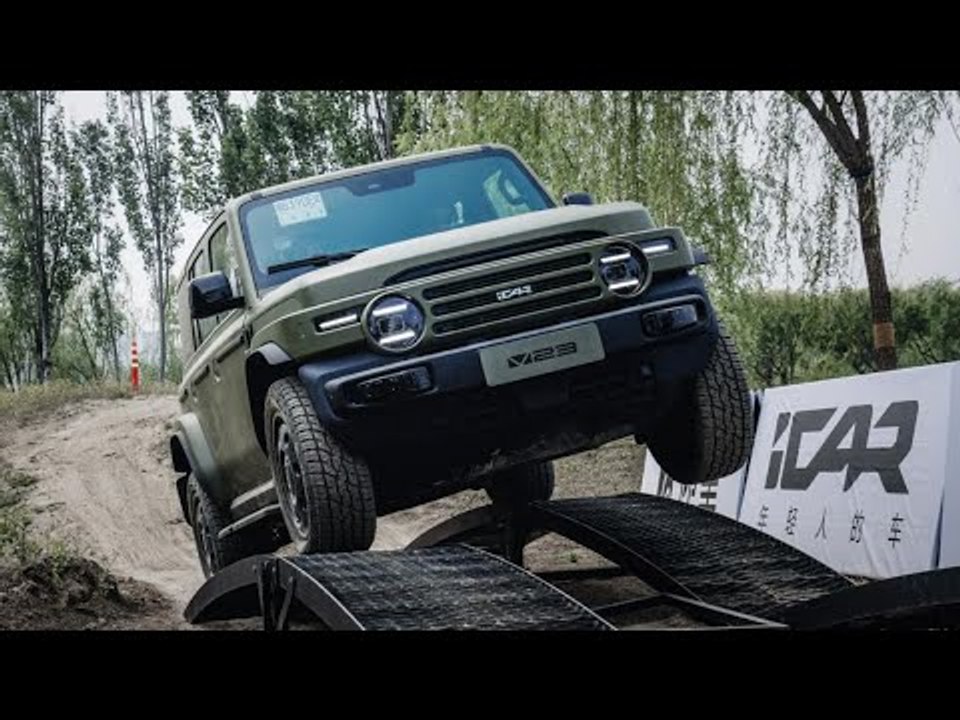 2025 icar v23 retro edition suv in mattgrün | cooler e-offroader aus china