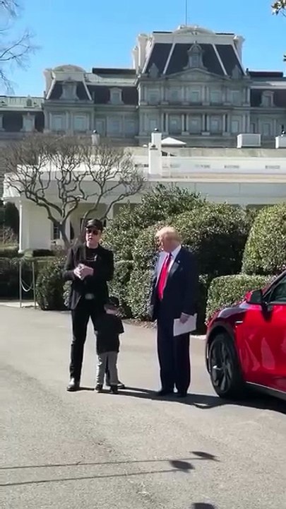 Tesla strong ✊🏻