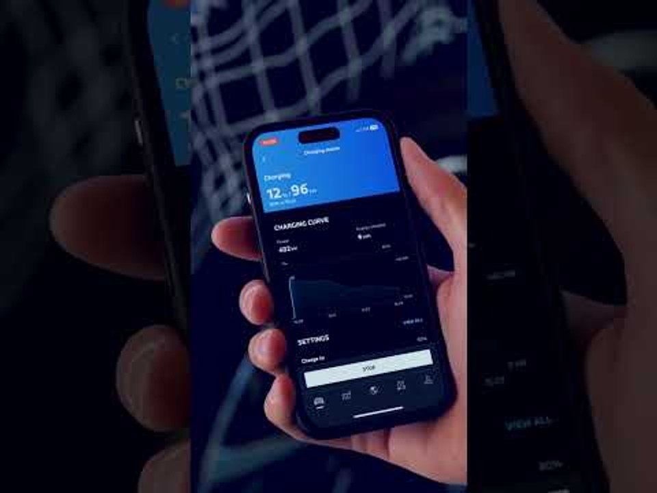 BMW iX3 lädt mit 403 kW – 350 km Reichweite in 10 Min