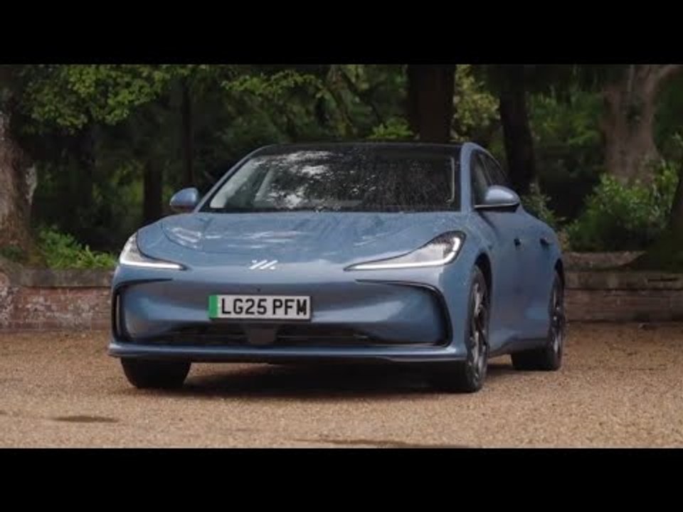 2026 MG IM5 Elektro-Limousine mit 800-Volt Technik & 752 PS enthüllt