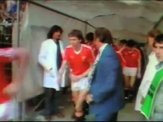 MANCHESTER UNITED - BRIGHTON - 1983 - SAISON 1982/1983 - 2E -