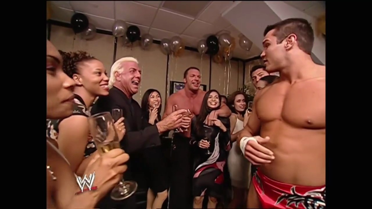 Evolution chill with the women backstage - Survivor Series 2003