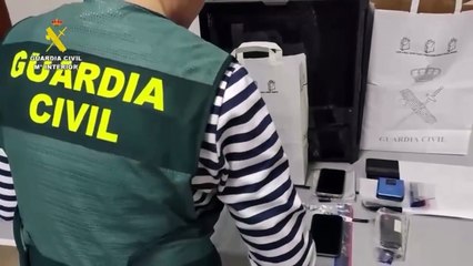 Detenidas 22 personas por vender ilegalmente medicamentos por internet