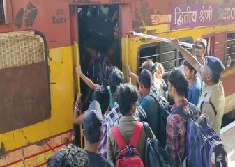 बिहार चुनाव : गृह क्षेत्र के लिए निकले लोग