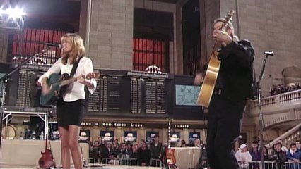 Touched by the Sun - Carly Simon (live)