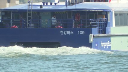 한강버스, '정시성' 향상해 운항 재개...일부 혼선도 / YTN