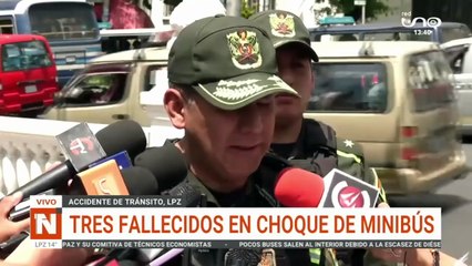 ACCIDENTE DE TRÁNSITO, TRES FALLECIDOS EN CHOQUE DE MINIBÚS