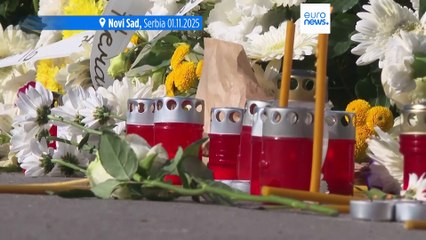 Serbia, decine di migliaia di studenti in piazza a Novi Sad contro Vučić nel giorno della tragedia