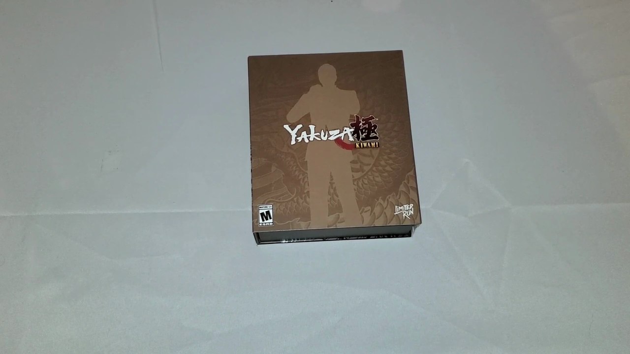 Yakuza Kiwami (Xbox One) Classic Edition (Limited Run Games) Unboxing
