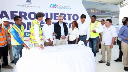 Presidente Abinader supervisa avances del Aeropuerto Doméstico El Granero del Sur, San Juan