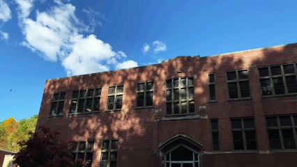 The Machines That Built America_Titans of Television