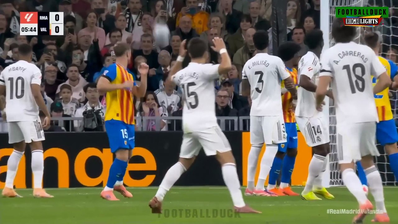Real Madrid vs Valencia 4-0 Highlights & All Goals 2025 🔥 Kylian Mbappé 2 Goals